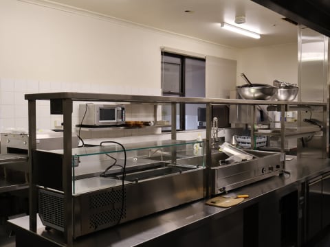 REDUCED! A Brand New Refurbished Hotel In The Heart Of The Goldfields - 148HL