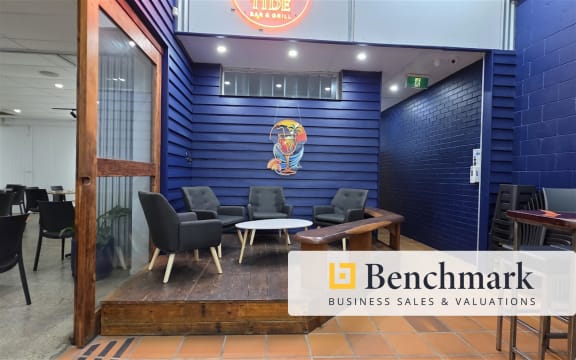 TURNKEY BAR & GRILL FOR SALE — RAINBOW BEACH QLD