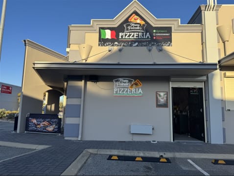Authentic Neapolitan Pizzeria
