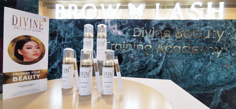 High end/Luxurious Beauty Salon and Training Academy For Sale