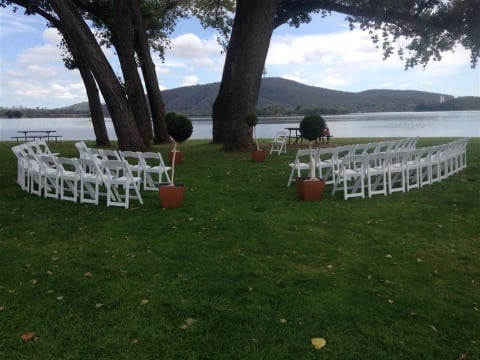 INDUSTRY LEADER FOR WEDDING & EVENTS DECORATIONS