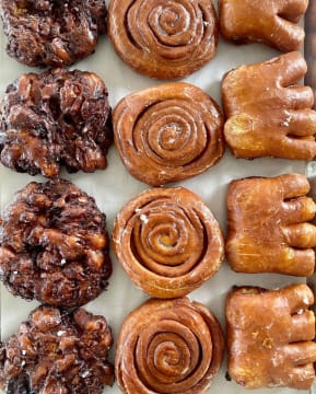 Randy's Donuts! Own Your Piece of Doughnut History