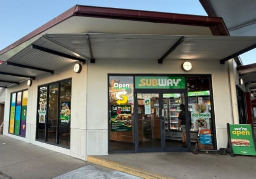Subway Franchise Sarina, near Mackay! Low Rent, Lease to 2038! Price includes remodel!