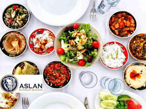 RESTAURANT/BAR BUSINESS FOR SALE