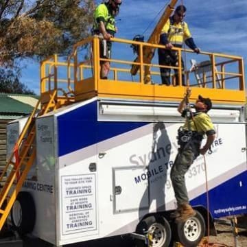 Lukeeu3twwkthuzqaszh