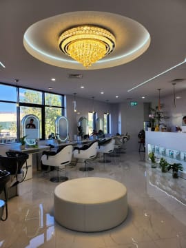 FOR SALE - Modern Hair, Nail & Beauty Salon in Morley