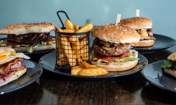 Coffee Sandwich/ Takeaway Cafe in Albury