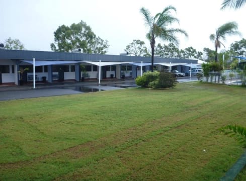 Leasehold or freehold motel for sale in Bowen.  Only 675K