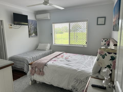 SUPERLATIVE BOUTIQUE LIFESTYLE ACCOMMODATION BUSINESS - 1015CPF