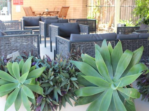 THRIVING REGIONAL MOTEL TOWN, SECURE LEASE & STRONG RETURN POTENTIAL - 1640ML