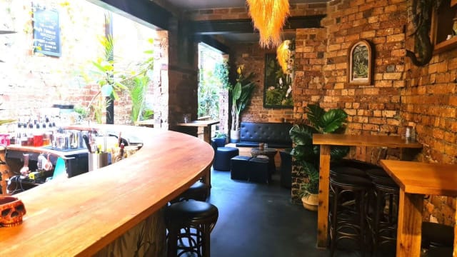 Jungle Boy & Tully's - Two very different bars in one location