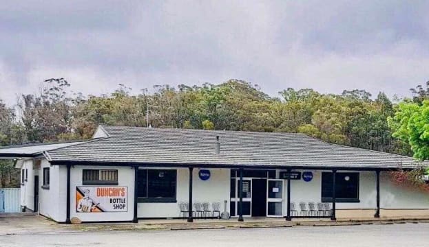 Signal Station Tavern Offers Over $99,000+sav Easy Operation, Main Rd Frontage, Highly Profitable