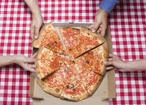 Pizza Hut Franchise. Gold Coast. Mostly Under Management. Very Cheap Rent! Exclusive Listing.