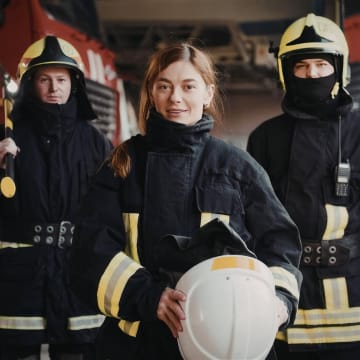 Hip Pocket Workwear & Safety (Freehold Property Available)