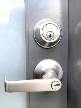 REPUTABLE LOCKSMITH AND SECURITY DOOR BUSINESS IN BAYSIDE MELBOURNE