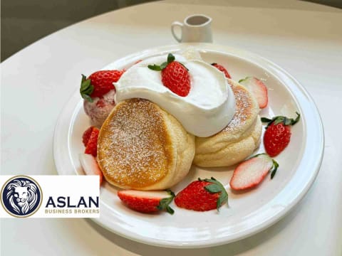 BURGER & FROZEN YOGURT BAR BUSINESS FOR SALE