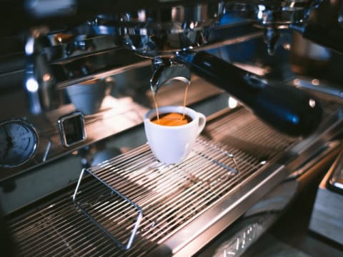 High-Performing Café Franchise with $1.1M+ Sales with trained staff
