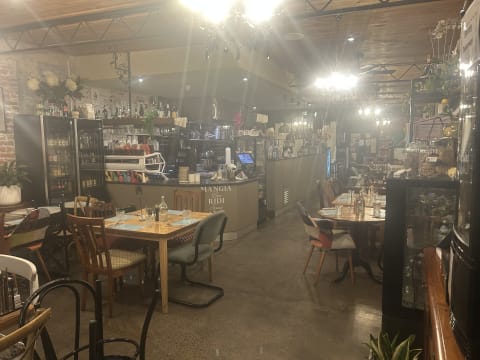 Café for Sale Prime Corner Location in Shepparton
