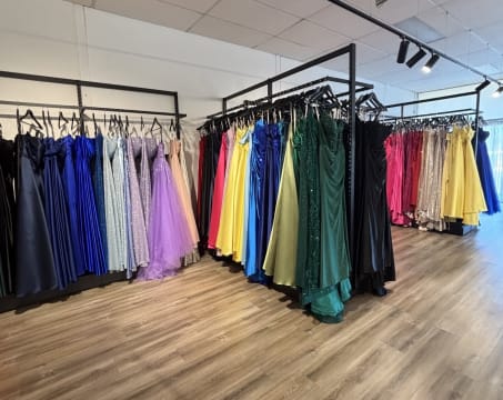 UNDER OFFER - High-End Niche Formal Wear Retailer – Perth, WA