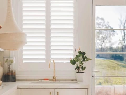 Premium Window Furnishings Showroom - $967K Sales