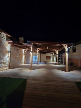 GOLDEN OPPORTUNITY IN THE MIDWEST - BEING SOLD LEASEHOLD