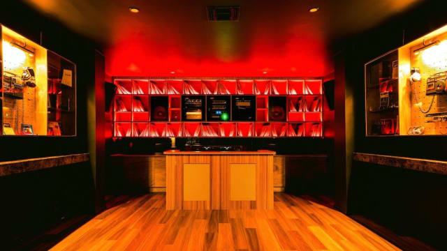 Sound Music Bar - A premier late-night entertainment venue.