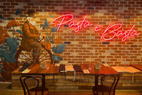 LICENSED RESTAURANT