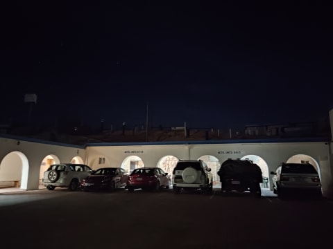 Radekas Downunder Motel