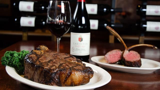 Restaurant Bar, Prime Inner-City, $1.4m Sales, 250 Seats