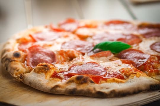 LICENSE PIZZA/PASTA RESTAURANT, TAKING 17,000 PW, REF:6888