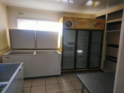 GET THIS GREAT FISH AND CHIP SHOP & GENERAL STORE FOR FREE! TAKE OVER THE LEASE