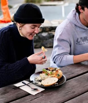 Large Licenced Café – Snowy Mountains, NSW