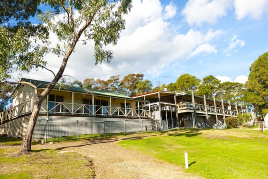 FREEHOLD - Golden Heritage Accommodation, Beechworth VIC - 1P0598