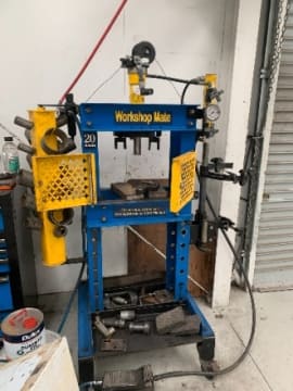 Tyre Sales, Fitting and Mechanical Repair (GLS123)