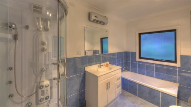 West Coast Holiday Home 4 1/2 * Acommodation or Family Home