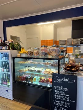 Absolute Scenic Waterfront Fully Licensed Cafe, Restaurant & 1BR Studio High Profits Owner Operated