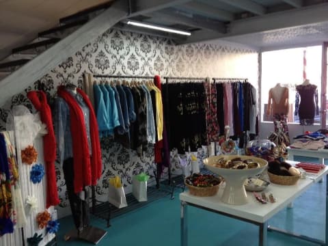 LADIES FASHION RETAIL STORE  WITH FULLY FUNCTIONING ON-LINE WEBSITE