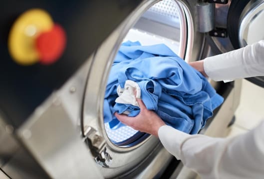 Premium Sydney Dry Cleaning Business T/O $20k p/w Strong Growth (Our Ref: N501)