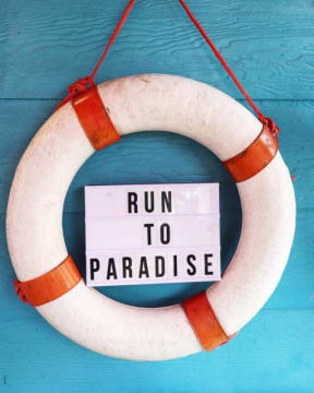 Iconic, Seaside Cafe in Paradise