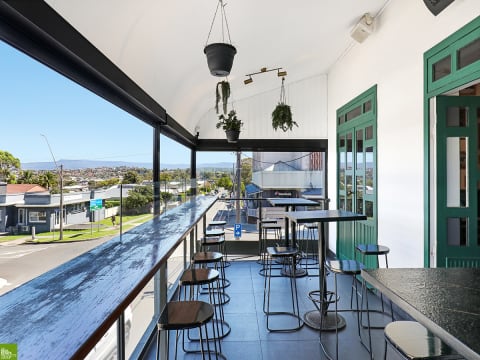 Perch Bar – Stylish Coastal Bar & Dining Venue in Prime Shellharbour Location