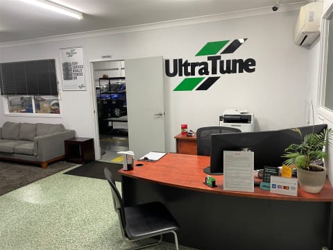 Automotive Service Centre