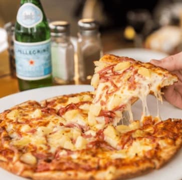 ICONIC MELBOURNE HOSPITALITY INSTITUTION + ACCOMMODATION BUSINESS | DUAL INCOME | PRIME ST KILDA ...