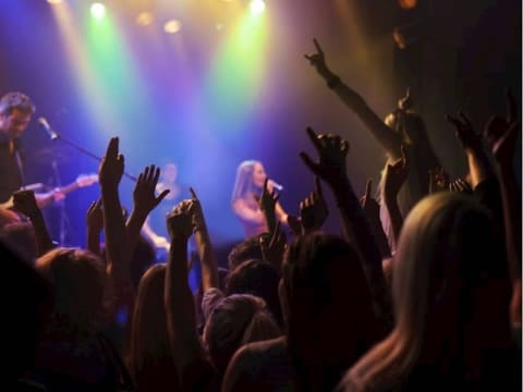 $1M EBITDA Event Hire & Mfg, 3 states - Managed