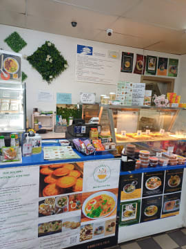 FOR SALE: Thriving Lunch Bar in Prime Industrial Hub