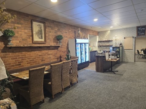 The Wallenjoe Hotel & Potential Motel – Prime Freehold on the Midland Hwy Stanhope