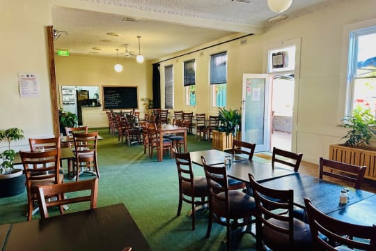 UNDER OFFER - National Hotel Stawell