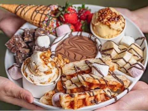 Thriving Franchise C9 Chocolate & Gelato - New Sites Available!