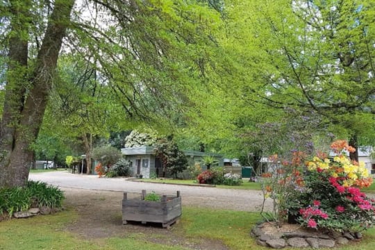 Under Contract - Harrietville Caravan Park - Established leasehold caravan park at the foot of th...