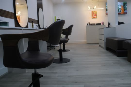RARE FIND - Truganina's Premier Turnkey Beauty Destination!