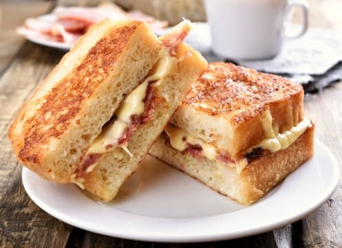 Cafe*Tkg $11,000pw*Frankston*15kg Coffee pw*Bargain $150K [1603081]